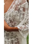 Kimono brodé cover-up pour la plage